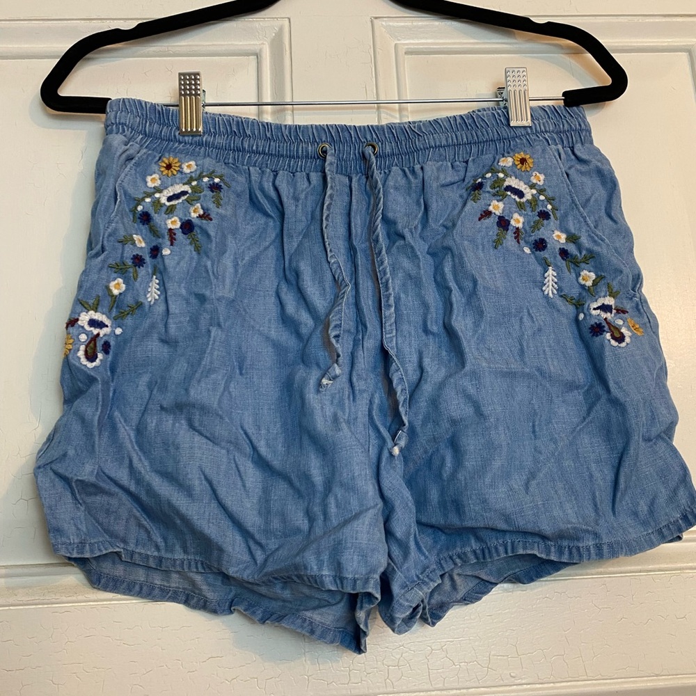 Flowy Francesca’s shorts
